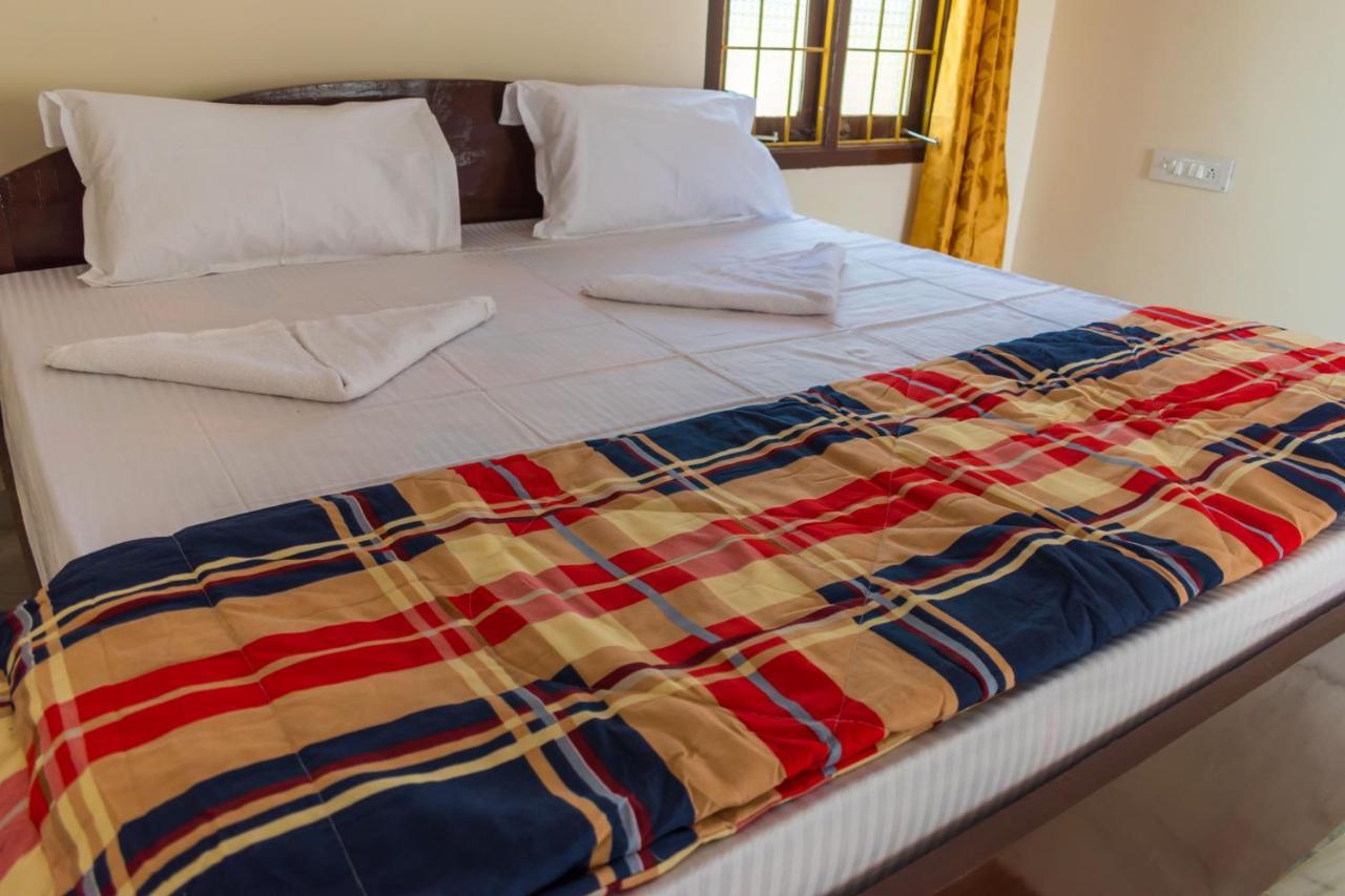 Seagull Beach Resort Chirala Kültér fotó